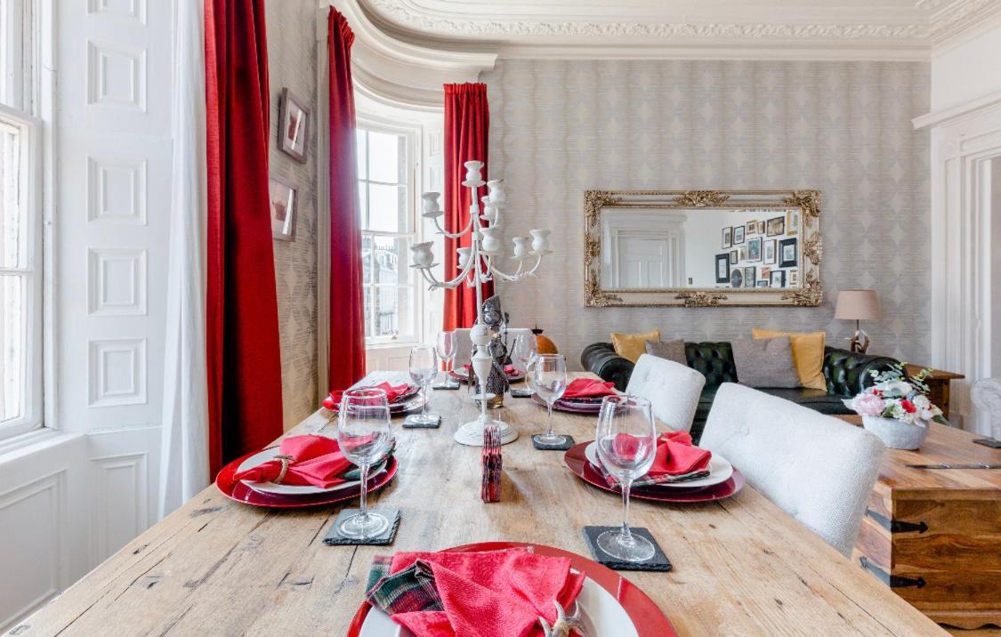 Heart Of Ayr: Elegant Townhouse In Central แอร์ ภายนอก รูปภาพ